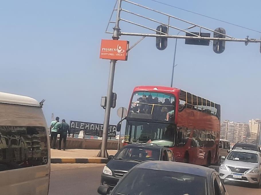 شقة الاحلام علي البحر مباشرتا Alexandria Exterior photo